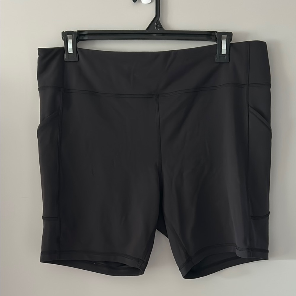 Lululemon 8” bike shorts